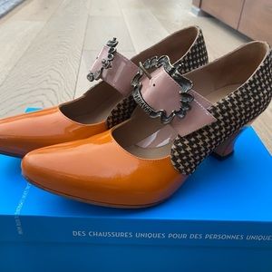 Fleuvog  MOHER MARY JANE WITH CUSTOM BUCKLE Women's 8.5  LIKE NEW